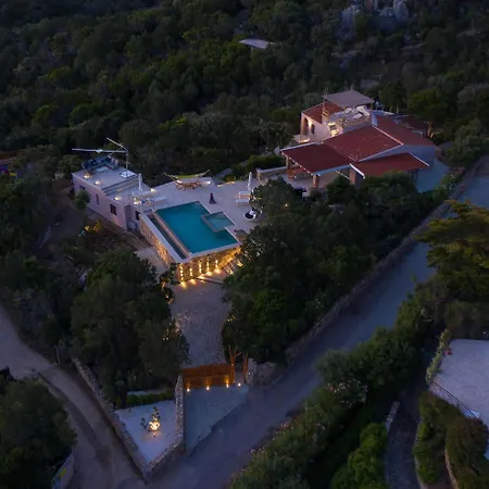 Villa Amira Porto Cervo Con Vista Mozzafiato Sul Mare,piscina Privata,wellness & *