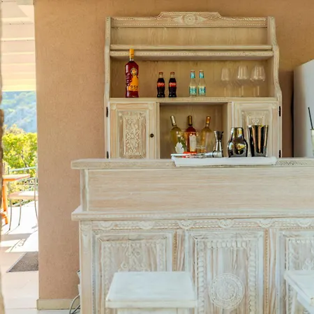 Amira Porto Cervo Con Vista Mozzafiato Sul Mare,piscina Privata,wellness & Villa