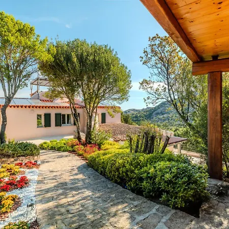 Amira Porto Cervo Con Vista Mozzafiato Sul Mare,piscina Privata,wellness & *