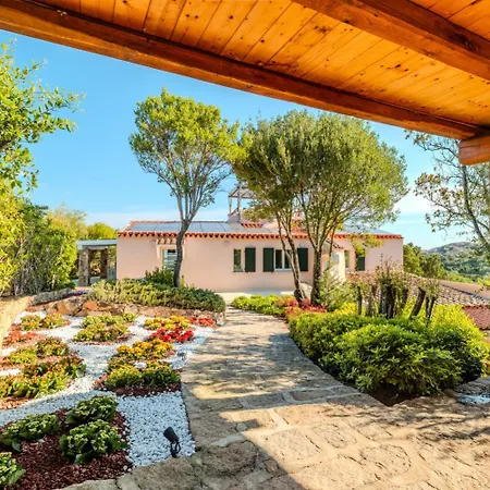 Amira Porto Cervo Con Vista Mozzafiato Sul Mare,piscina Privata,wellness & Villa