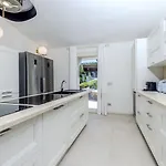 Amira Porto Cervo Con Vista Mozzafiato Sul Mare,piscina Privata,wellness & Вилла Лиша-ди-Вакка