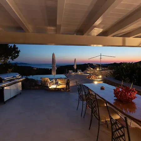 Villa Amira Porto Cervo Con Vista Mozzafiato Sul Mare,piscina Privata,wellness & *