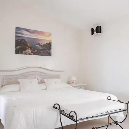 Amira Porto Cervo Con Vista Mozzafiato Sul Mare,piscina Privata,wellness & Villa Liscia di Vacca