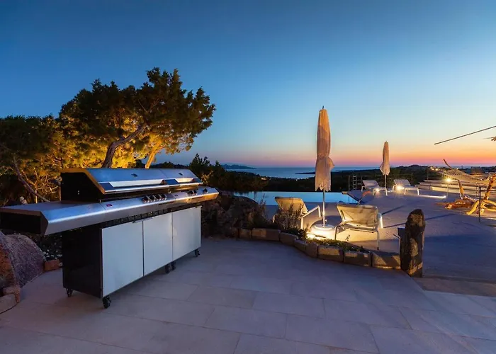 Villa Amira Porto Cervo Con Vista Mozzafiato Sul Mare,piscina Privata,wellness & Liscia di Vacca