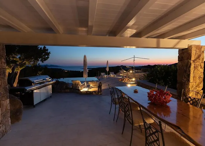 Villa Amira Porto Cervo Con Vista Mozzafiato Sul Mare,piscina Privata,wellness & *