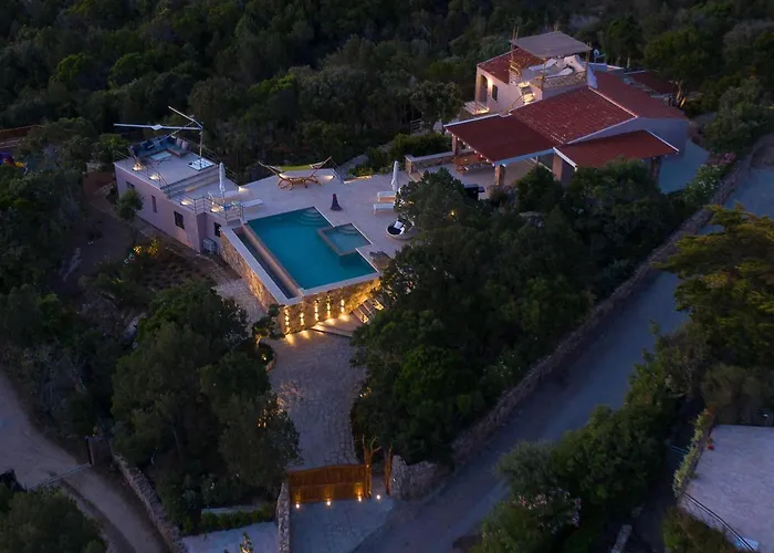 Villa Amira Porto Cervo Con Vista Mozzafiato Sul Mare,piscina Privata,wellness & *